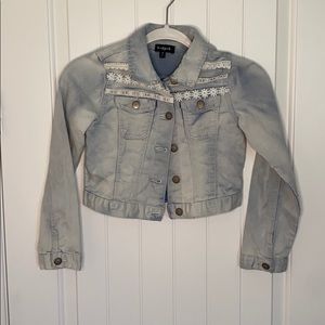 Kid pick Jean jacket